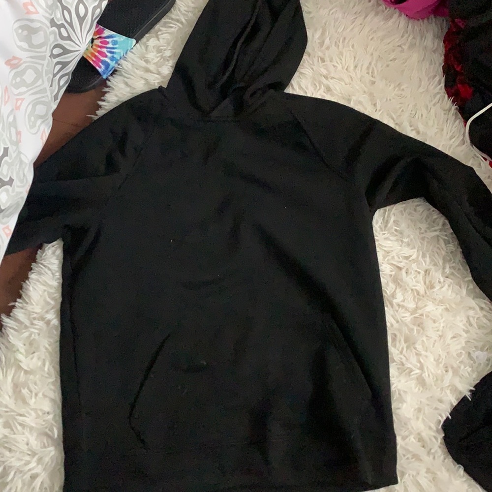 A black hoddie